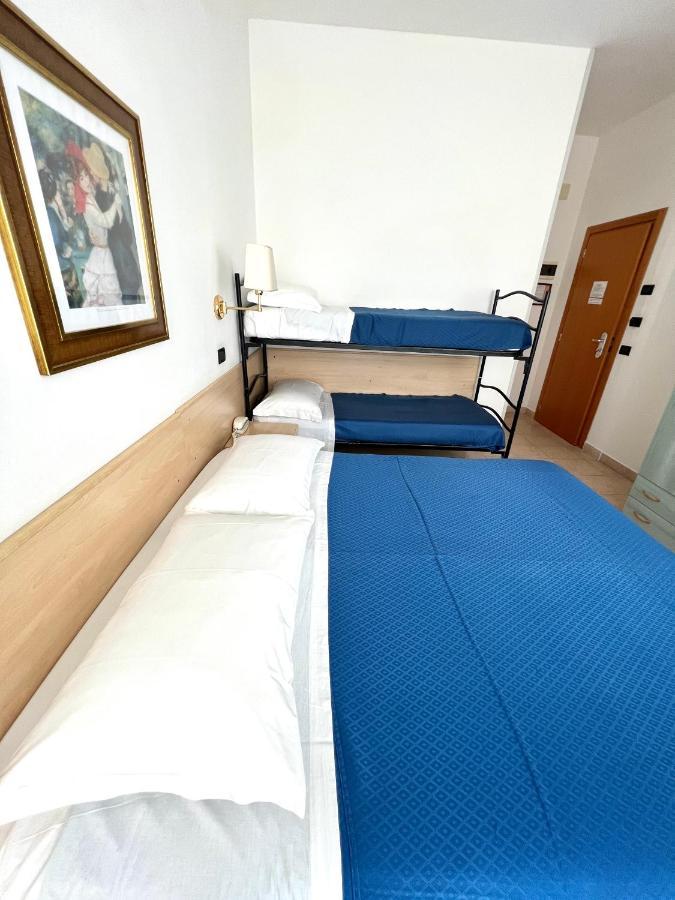 Hotel B&B Montecarlo Milano Marittima Exteriér fotografie