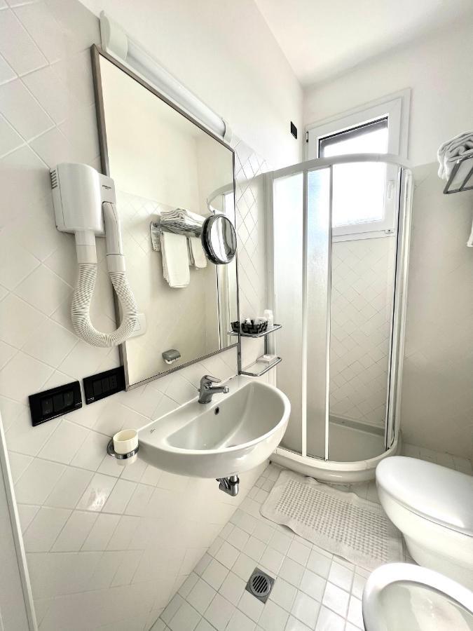 Hotel B&B Montecarlo Milano Marittima Exteriér fotografie