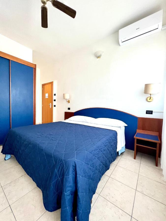 Hotel B&B Montecarlo Milano Marittima Exteriér fotografie