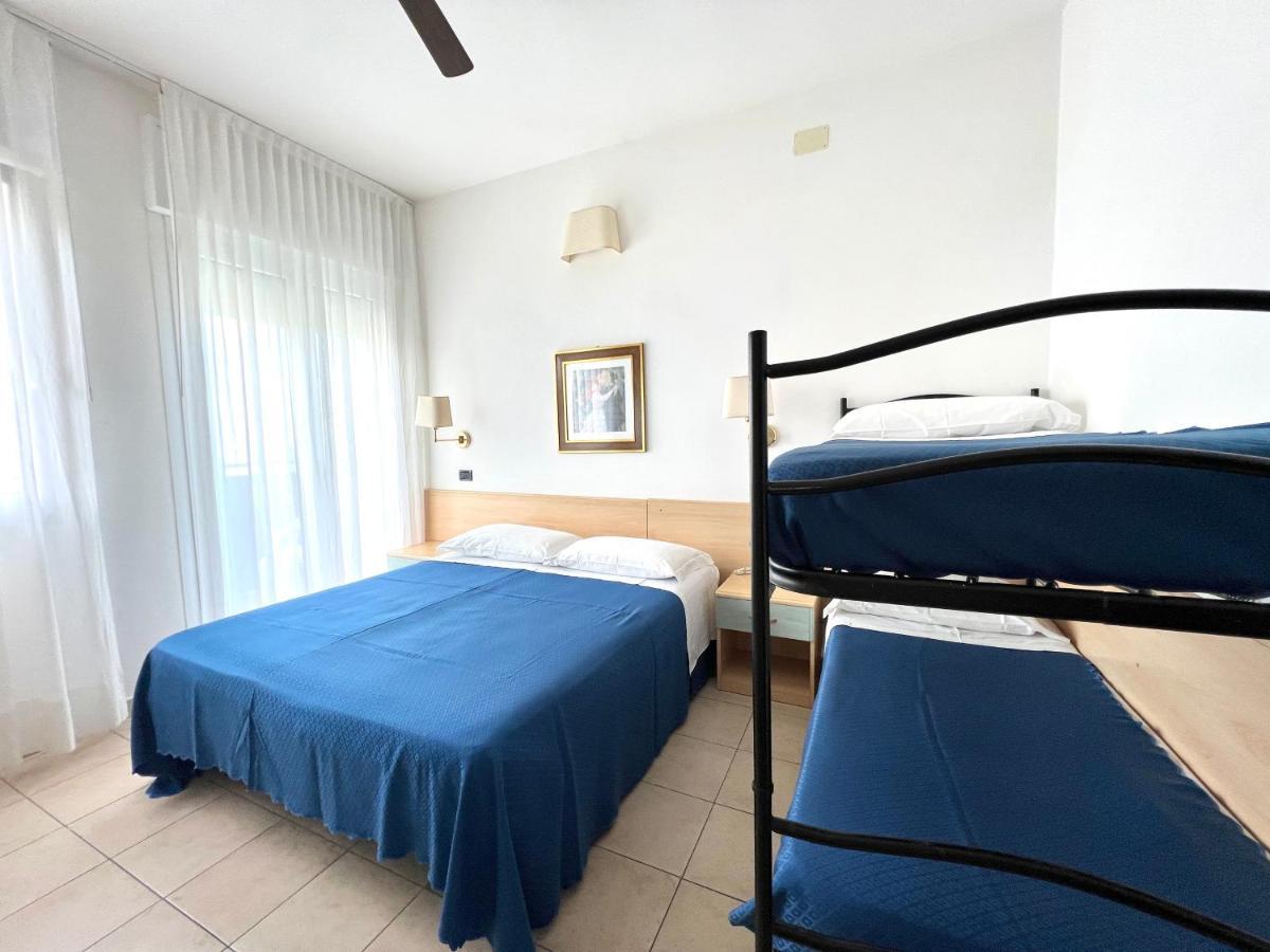 Hotel B&B Montecarlo Milano Marittima Exteriér fotografie