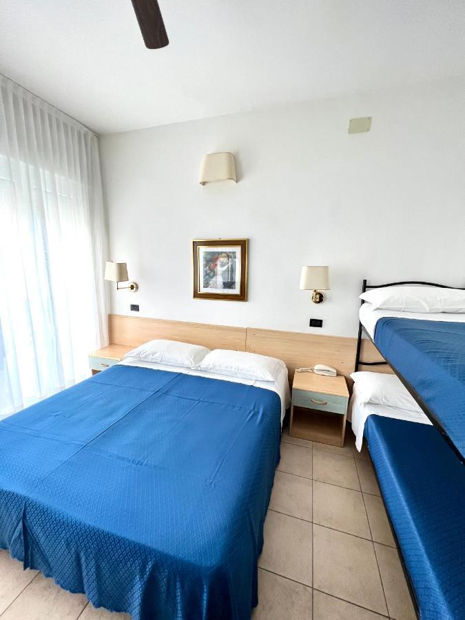 Hotel B&B Montecarlo Milano Marittima Exteriér fotografie