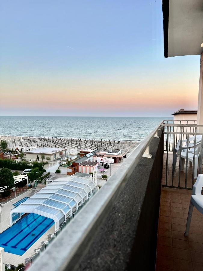 Hotel B&B Montecarlo Milano Marittima Exteriér fotografie