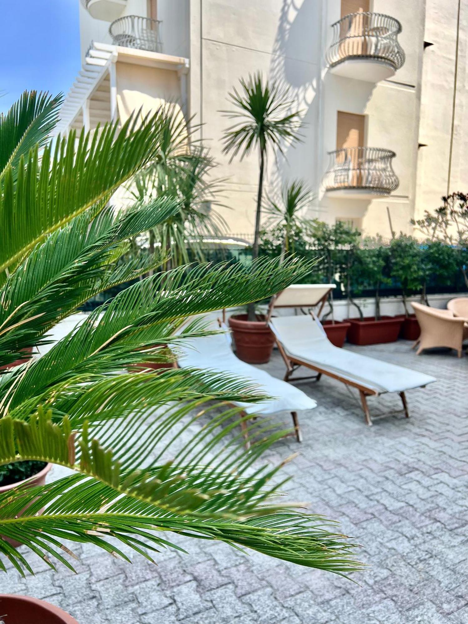 Hotel B&B Montecarlo Milano Marittima Exteriér fotografie